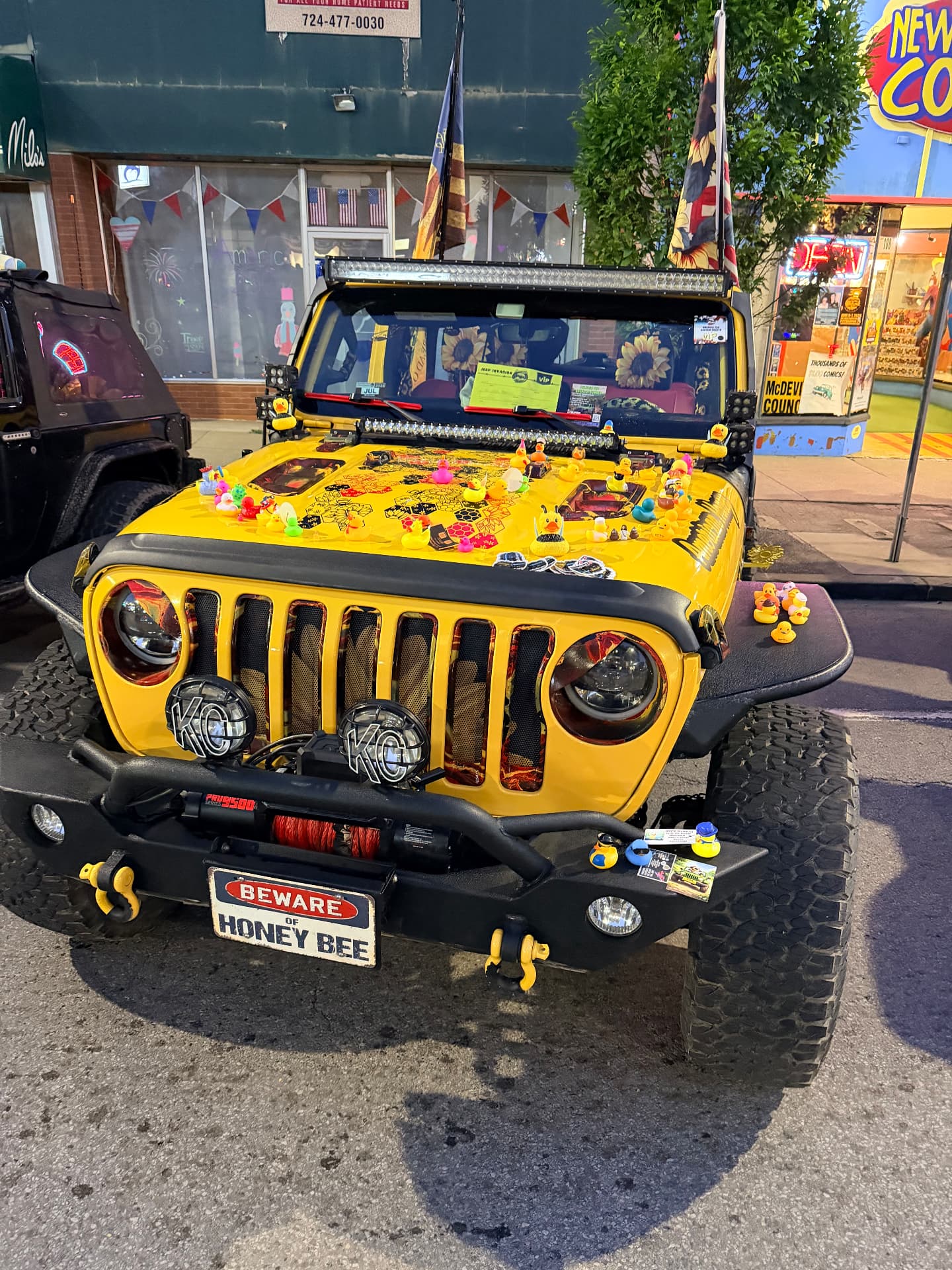 Honey Bee — a custom hand-painted yellow Jeep build
