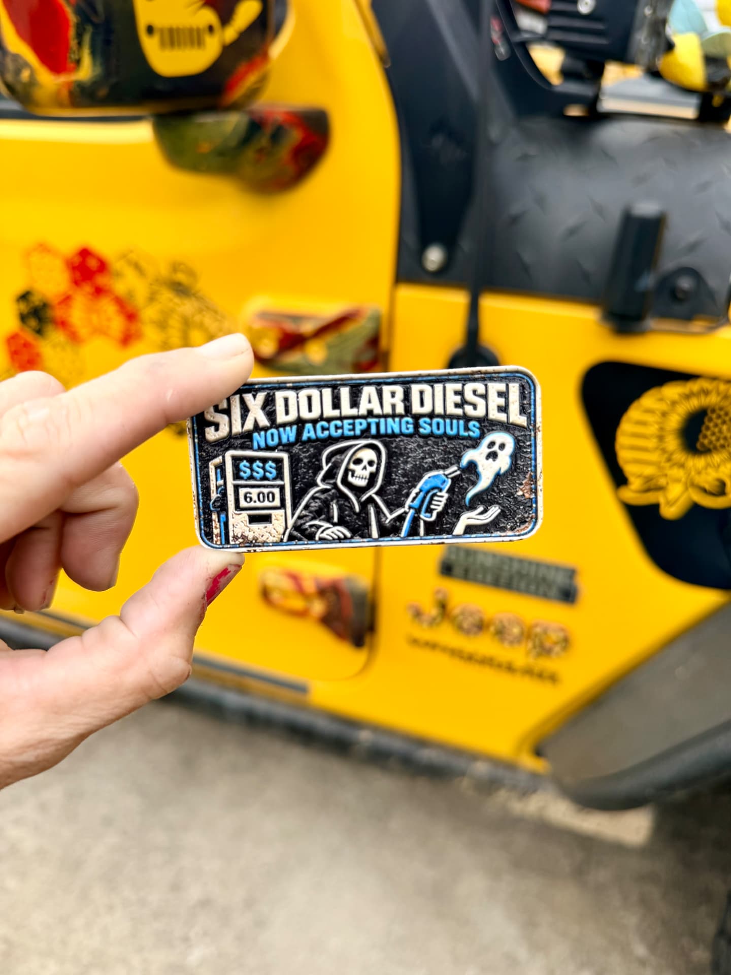 Six Dollar Diesel trail badge detail 4